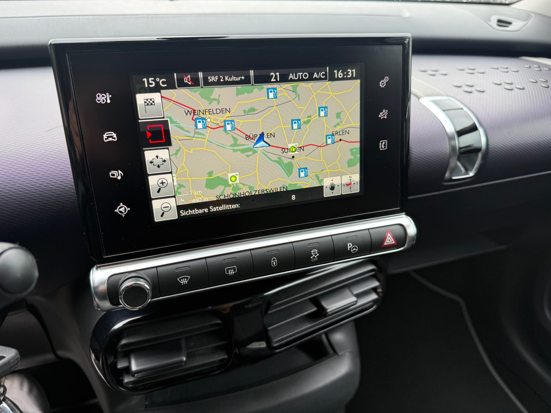 CITROEN C4 1.2 Cactus Pure Tech Live Edition-image-12