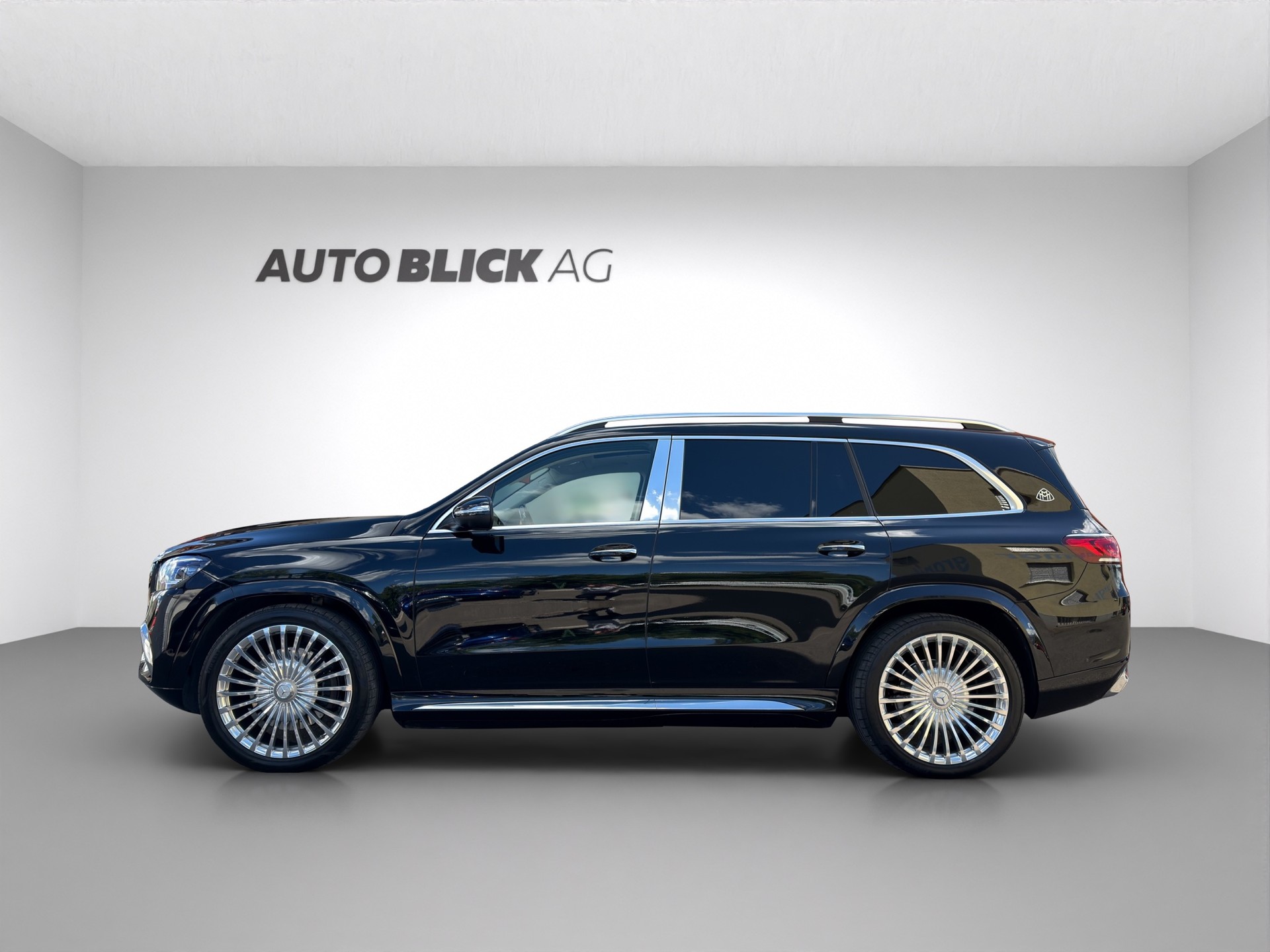 MERCEDES-BENZ GLS Maybach 600 9G-Tronic-image-4