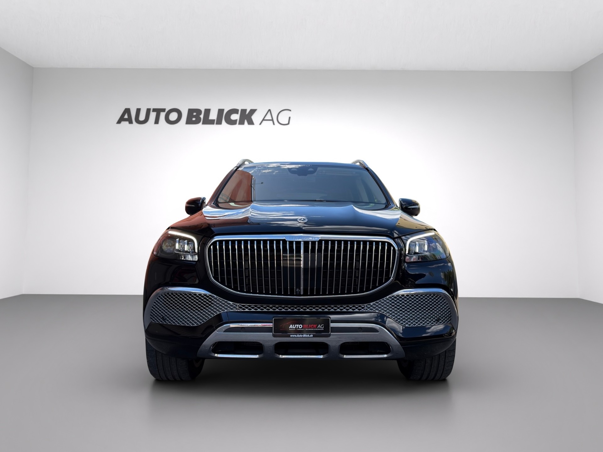MERCEDES-BENZ GLS Maybach 600 9G-Tronic-showroom-element-2
