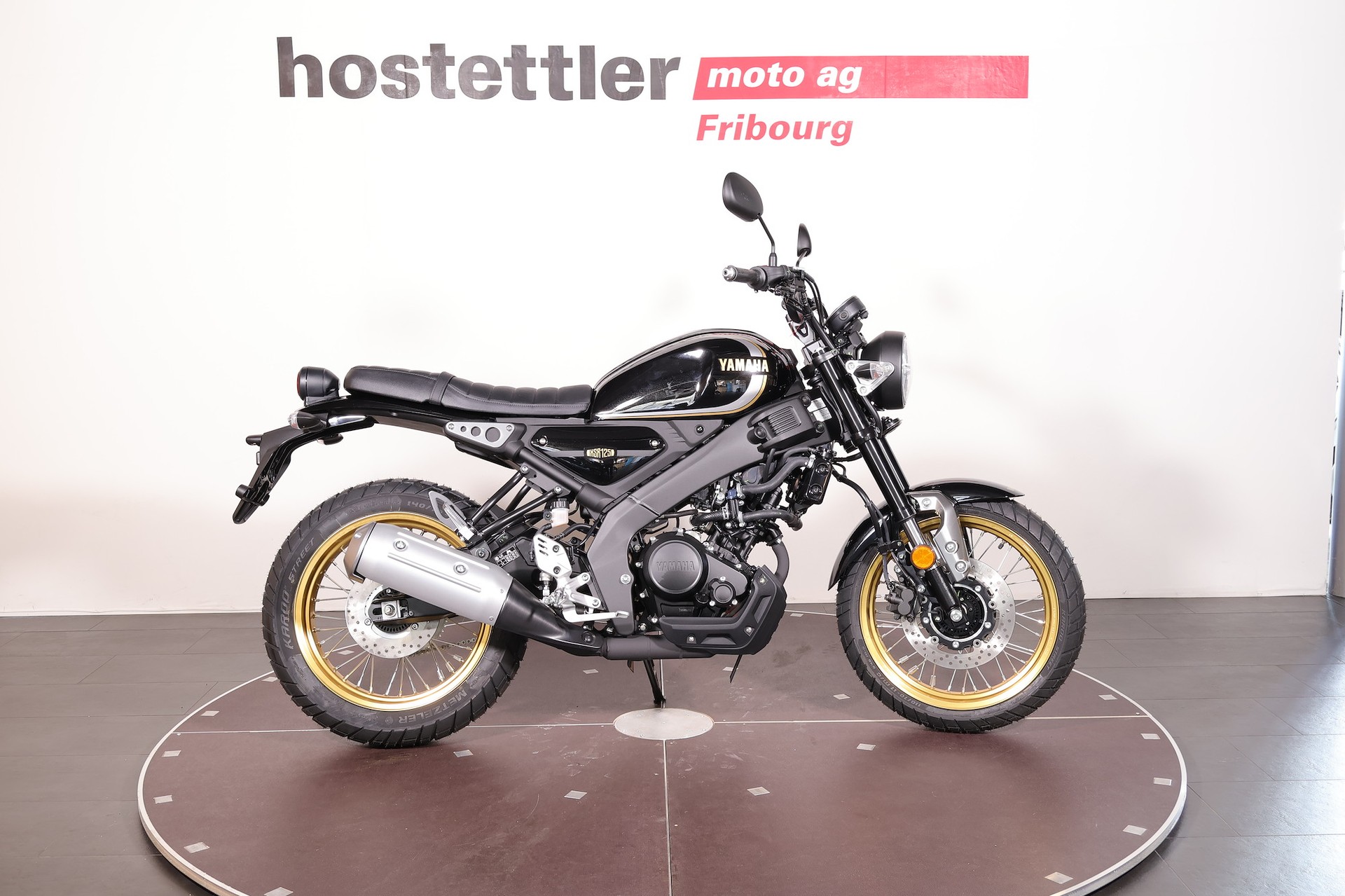 YAMAHA XSR 125 Legacy-image-1