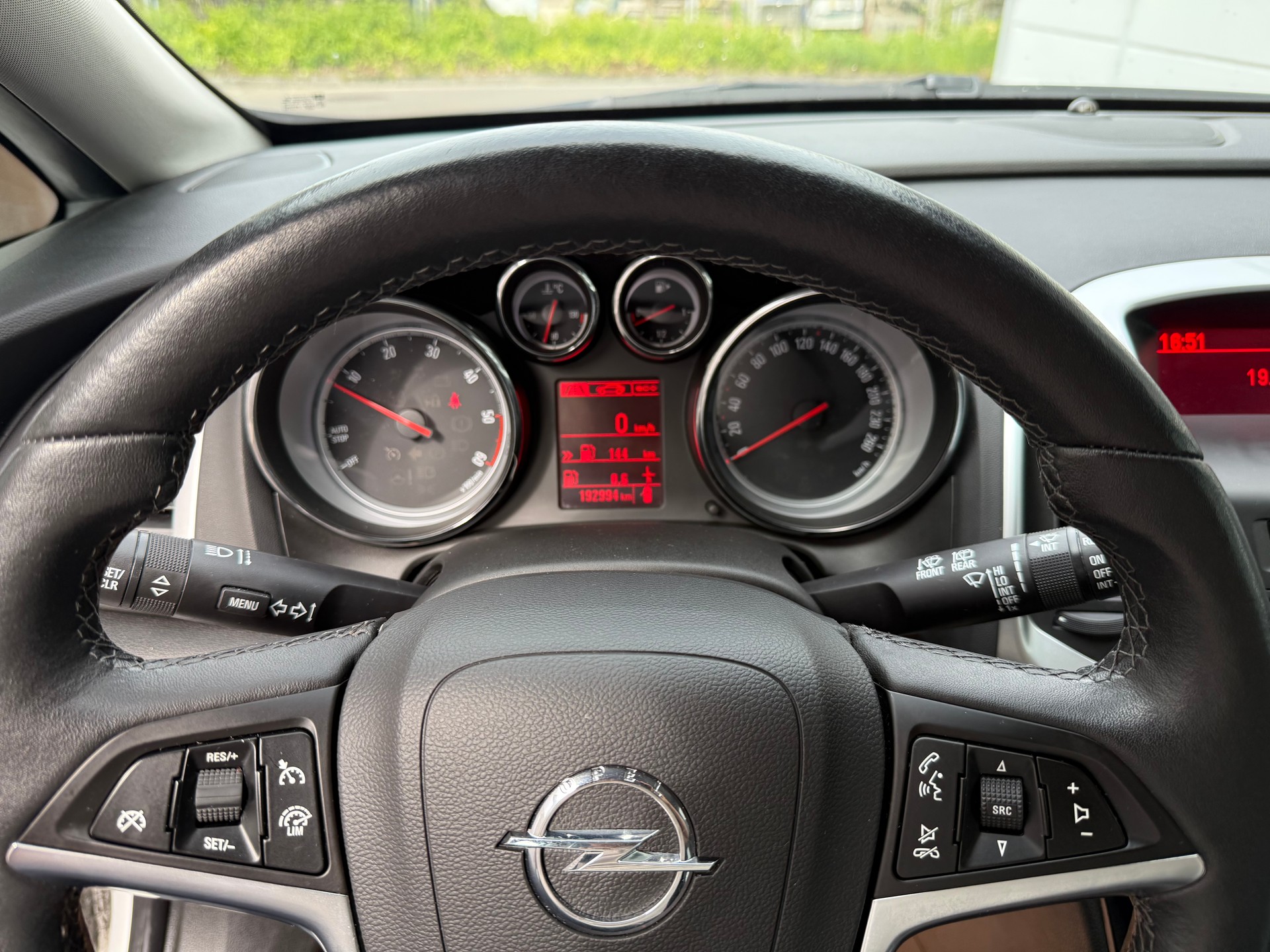 OPEL Astra 1.6 CDTi ecoFLEX Drive *Frisch ab MFK *2 Schlüssel *Tempomat *NEUE Sommerreifen *Klimatisierungsautomatik *Teilleder *-image-8