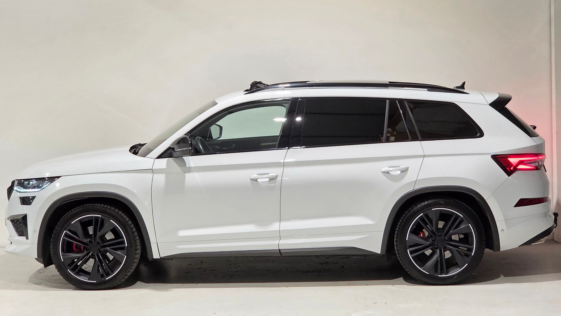 SKODA Kodiaq 2.0 TSI 4x4 RS-showroom-element-1