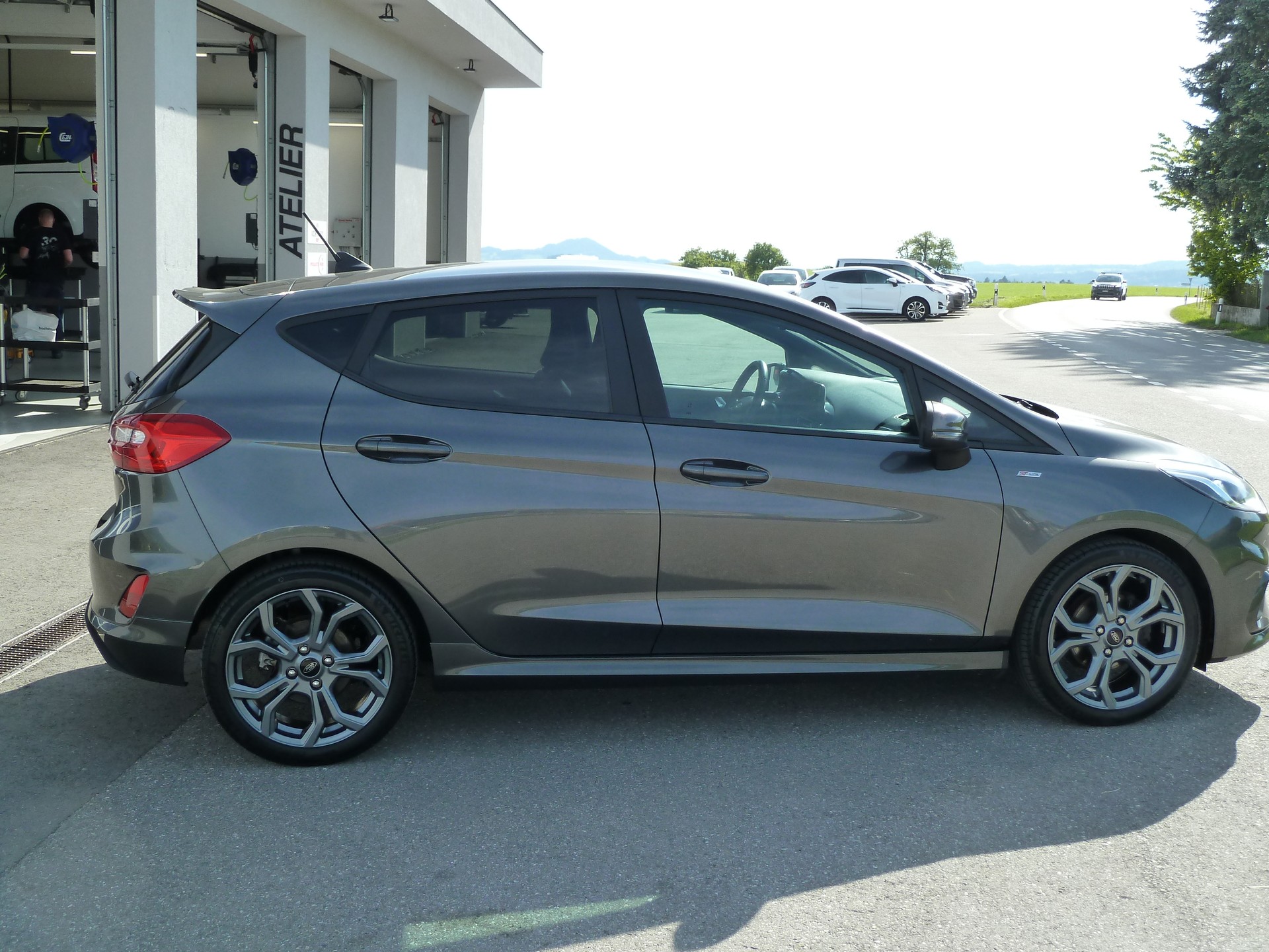 FORD Fiesta 1.0 SCTi ST Line-image-3