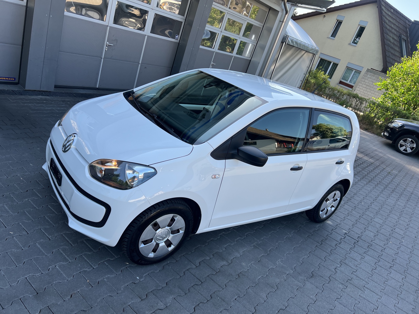 VW Up 1.0 start up-image-12