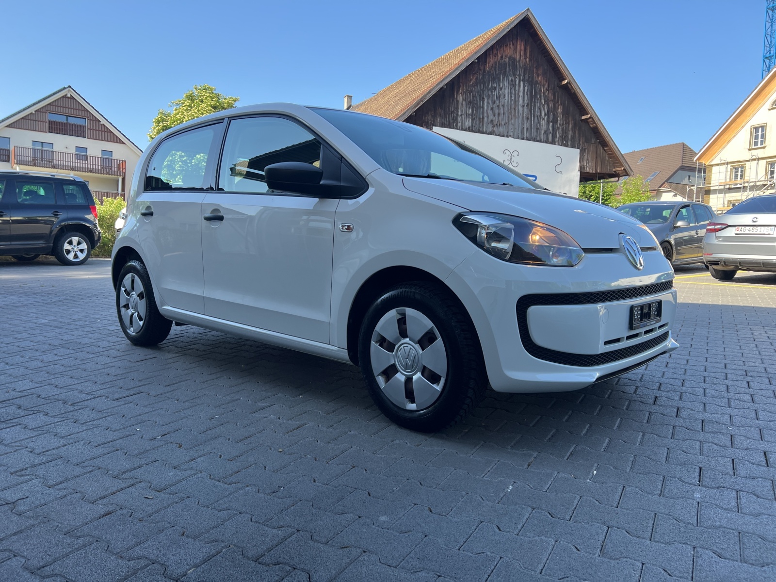VW Up 1.0 start up-image-5