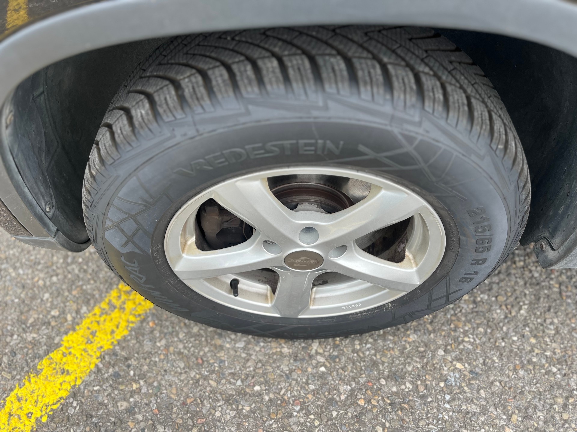 VW Benzin 2,0i Euro B04 mit 8 reifen alle mit Alufelge B04-image-8