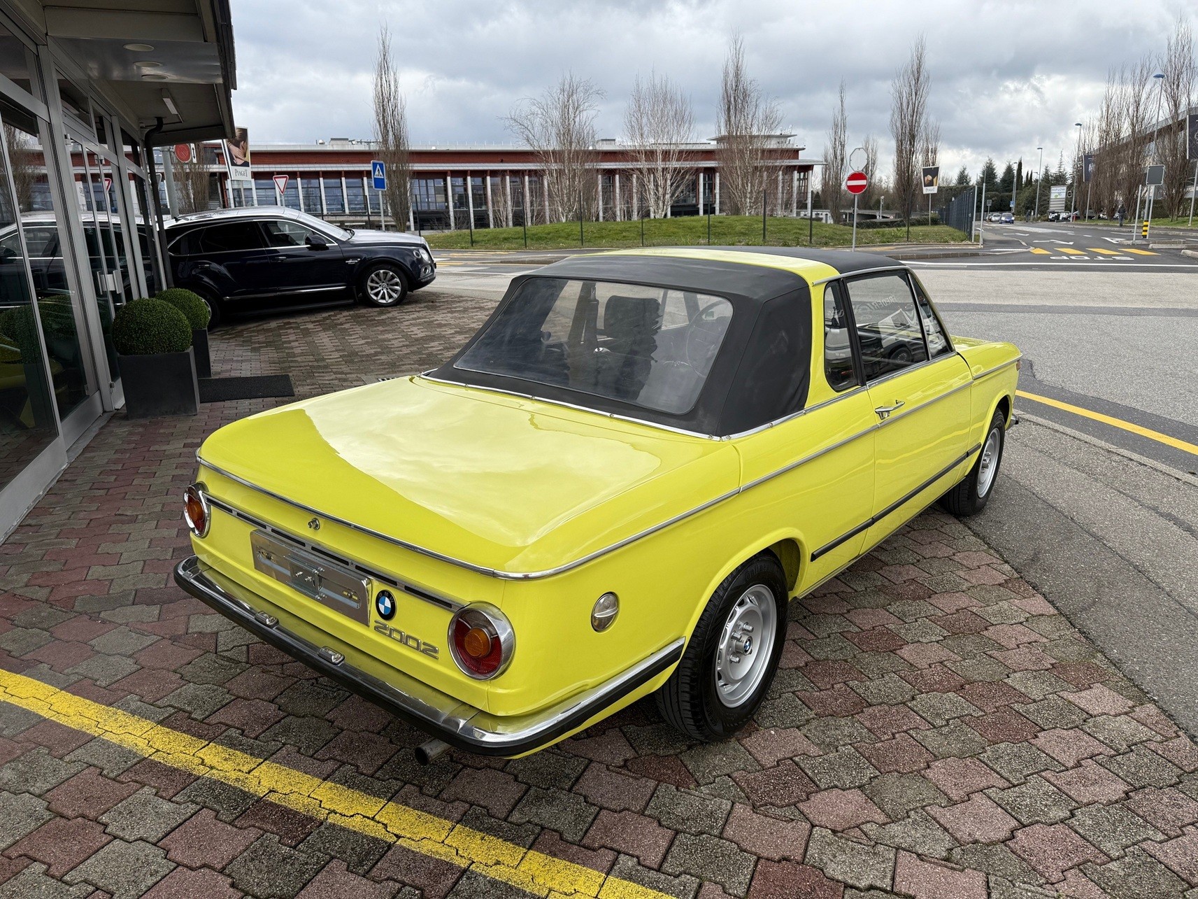 BMW 2002 Targa Baur-image-2