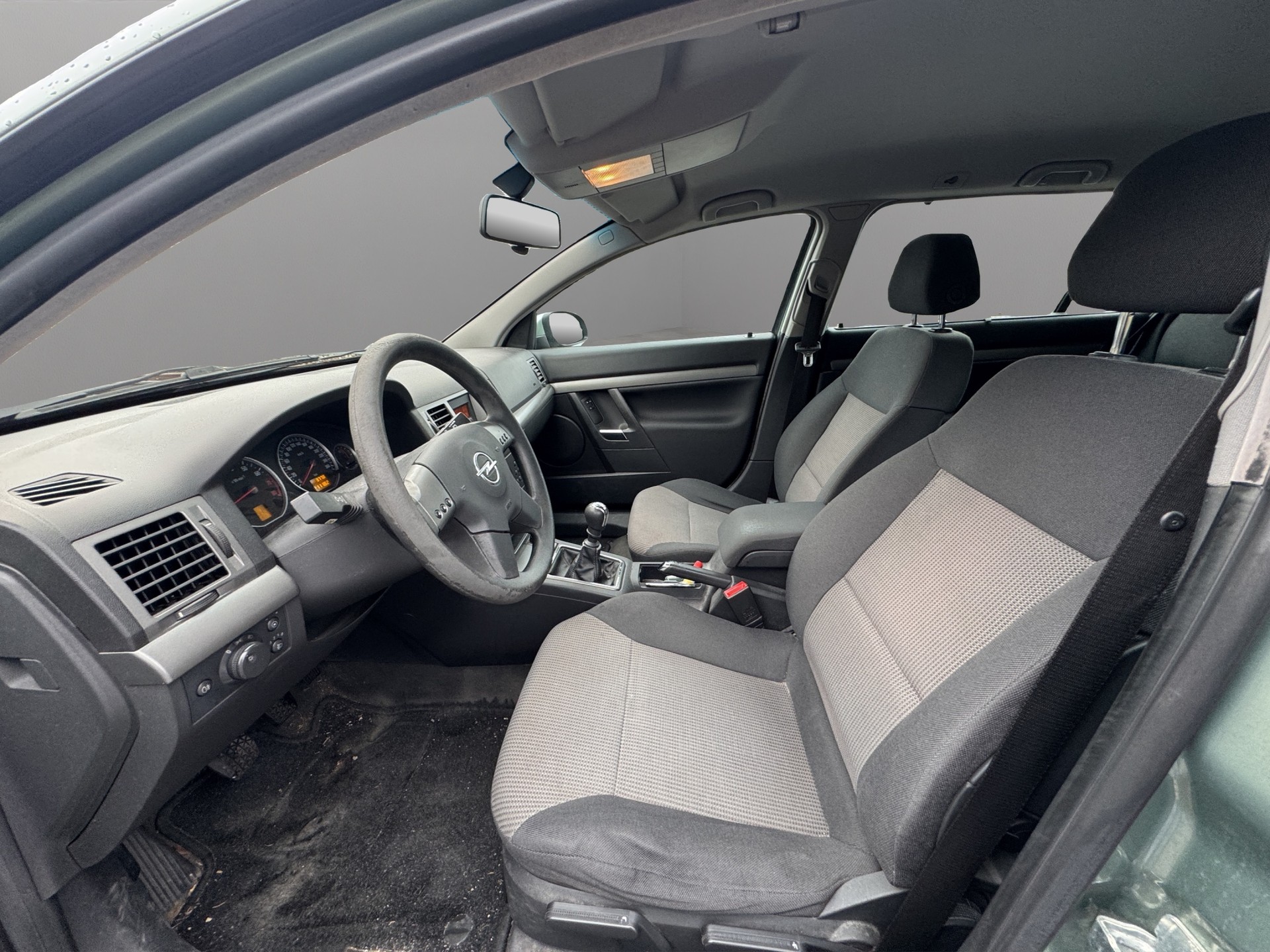 OPEL Vectra Caravan 1.8 Essentia-image-8