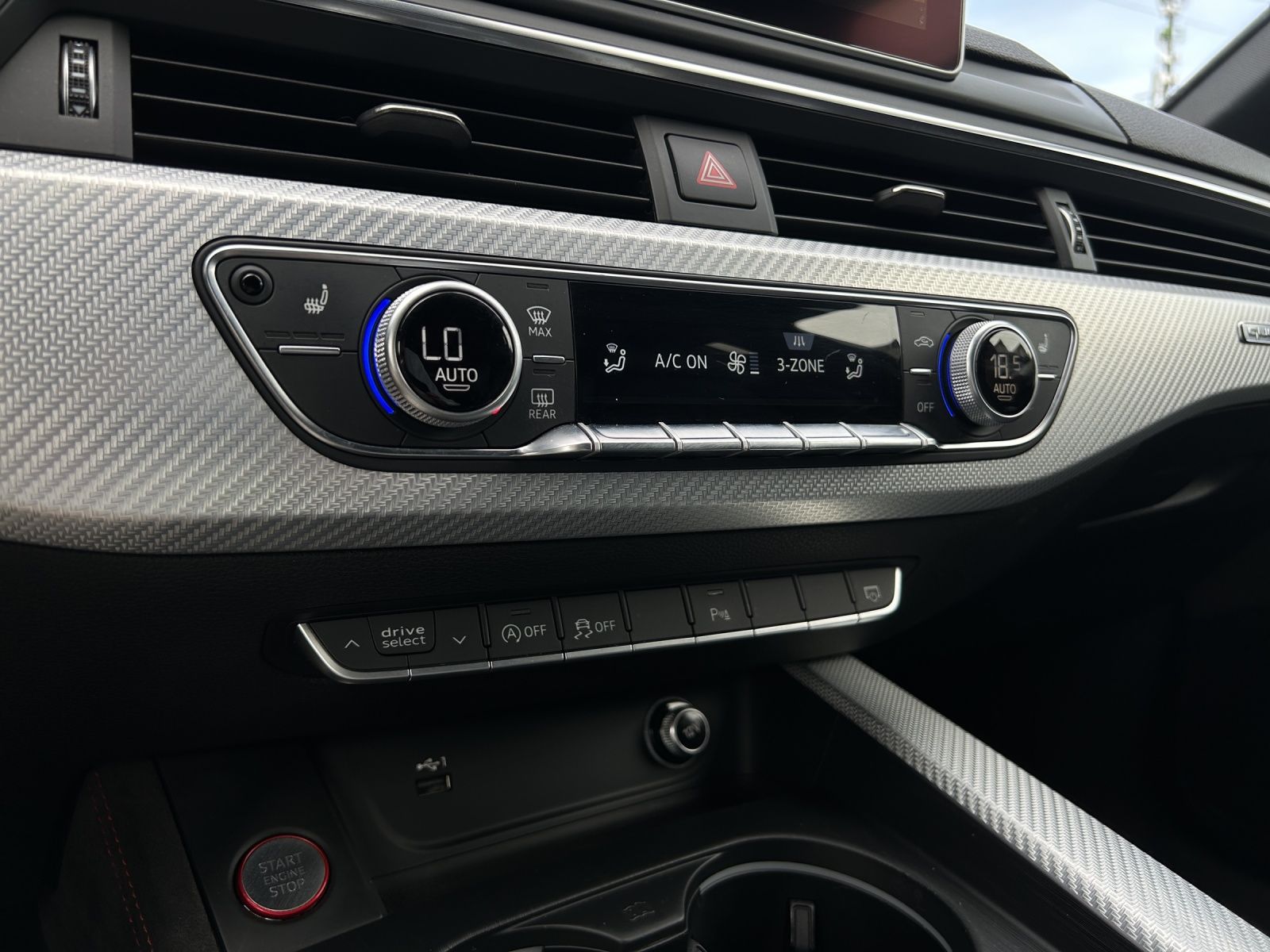 AUDI RS4 Avant 2.9 TFSI quattro tiptronic-image-18
