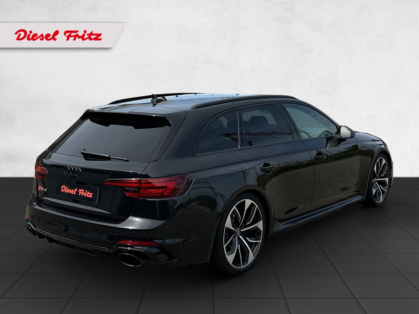 AUDI RS4 Avant 2.9 TFSI quattro tiptronic-image-4