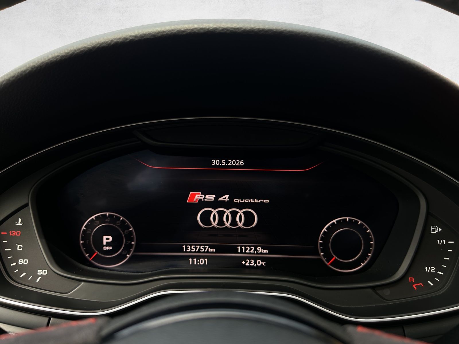 AUDI RS4 Avant 2.9 TFSI quattro tiptronic-image-11