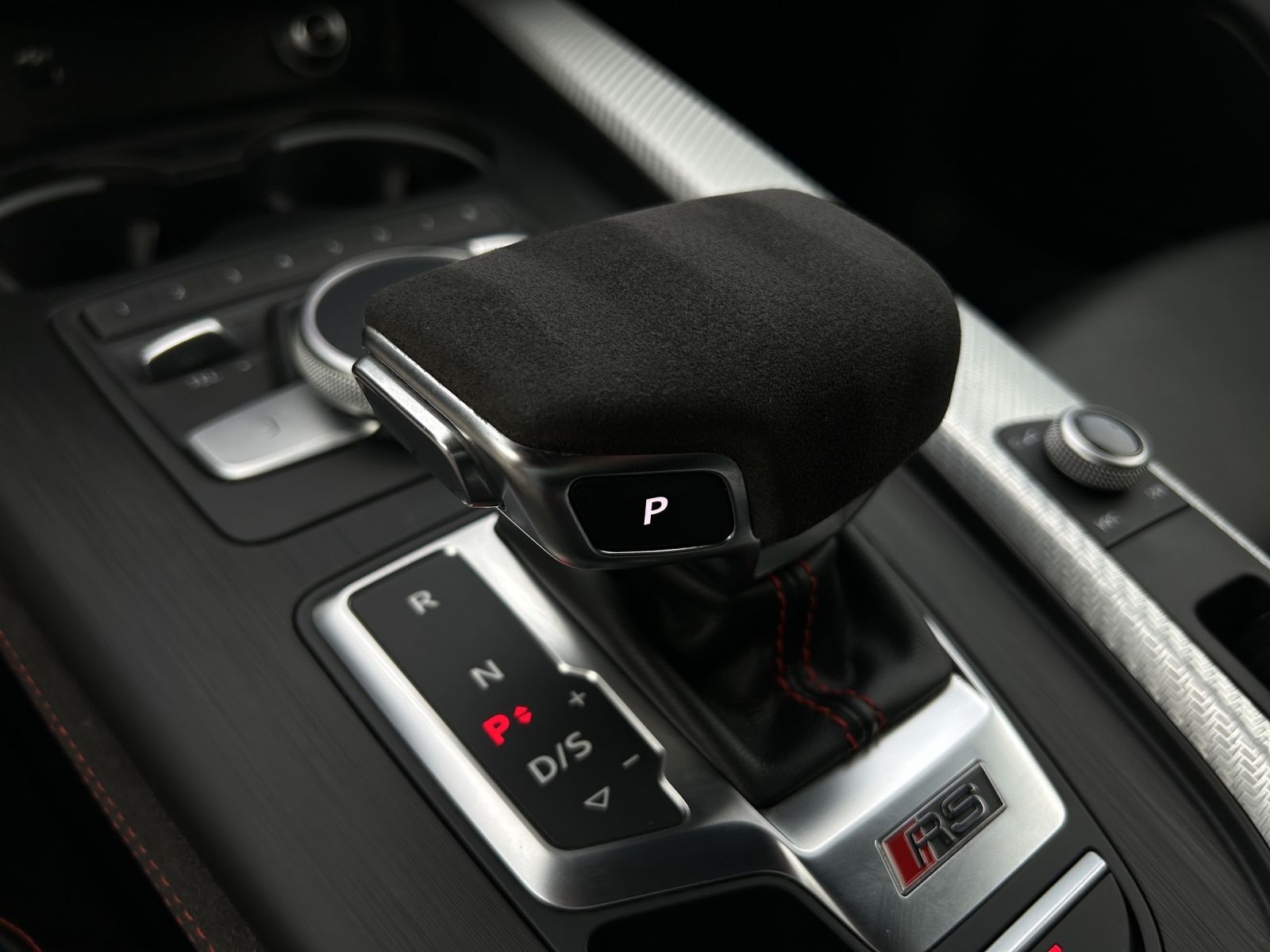 AUDI RS4 Avant 2.9 TFSI quattro tiptronic-image-19