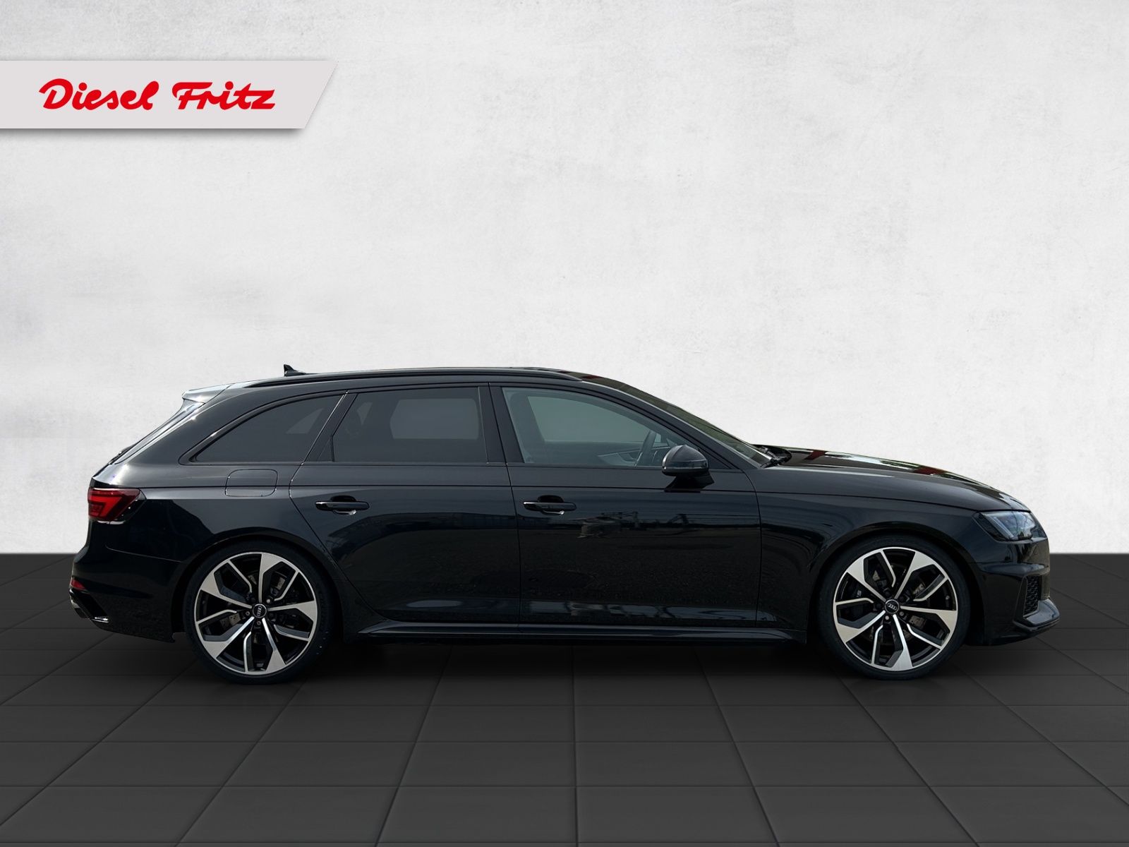 AUDI RS4 Avant 2.9 TFSI quattro tiptronic-image-5