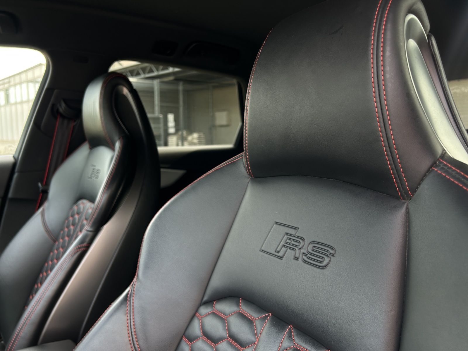 AUDI RS4 Avant 2.9 TFSI quattro tiptronic-image-22