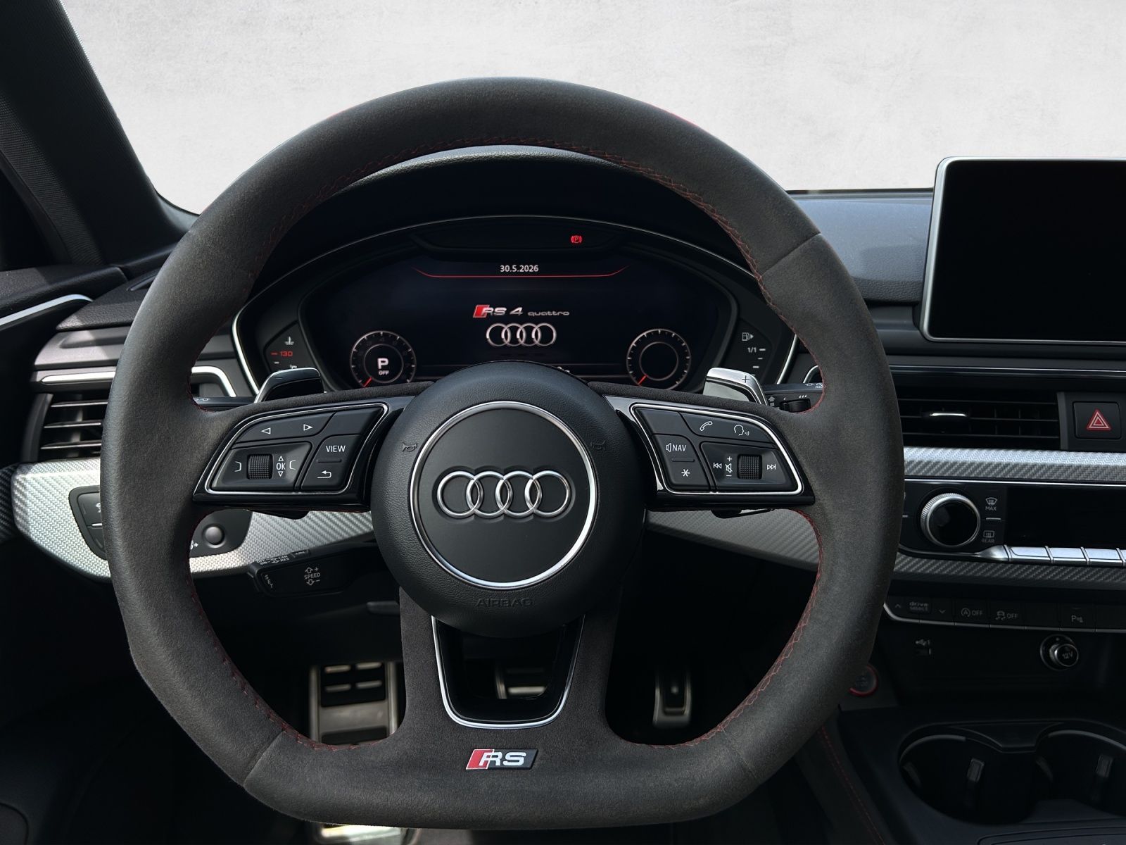 AUDI RS4 Avant 2.9 TFSI quattro tiptronic-image-10