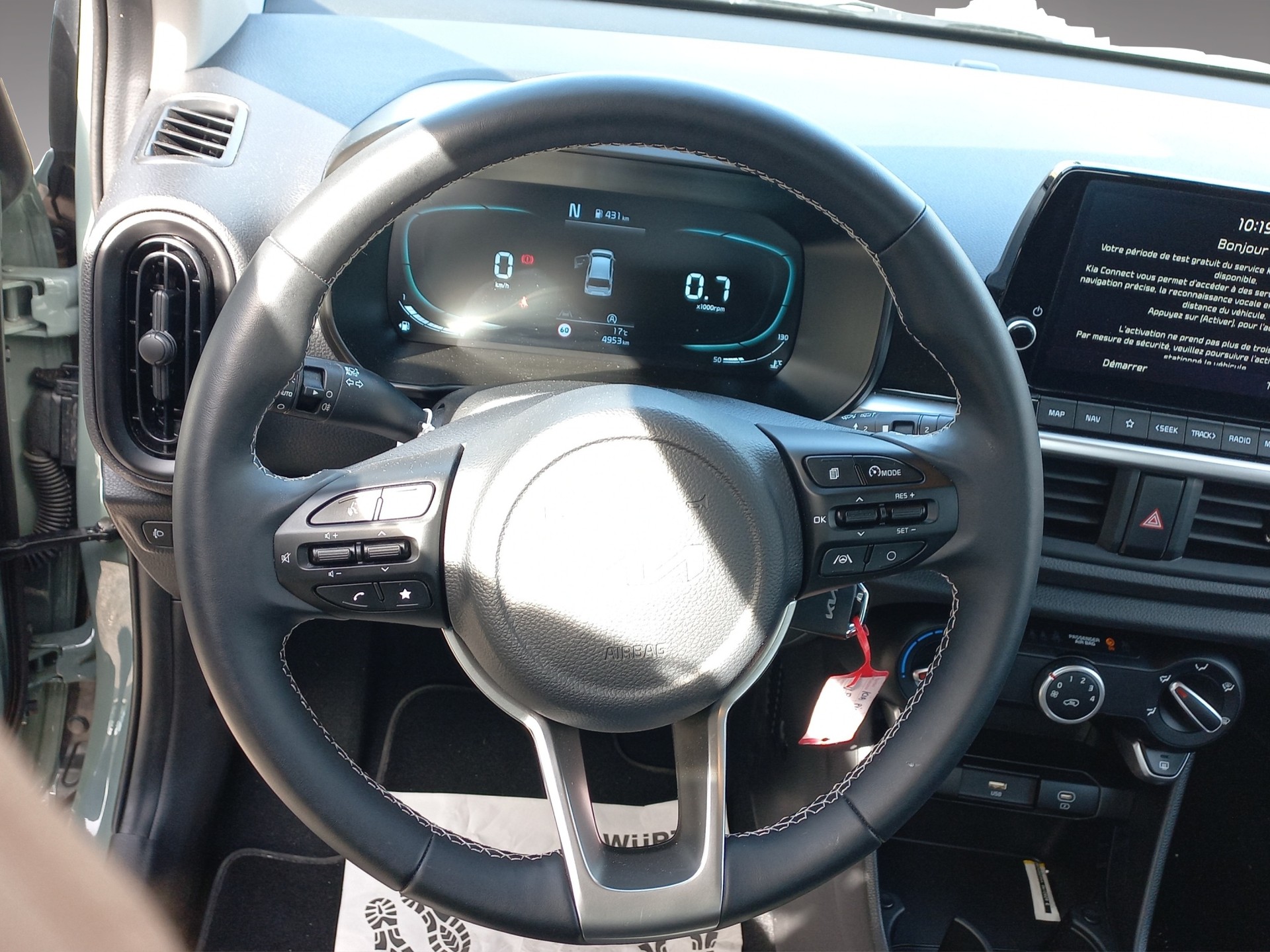 KIA Picanto 1.0 CVVT First Edition Automatic-image-6