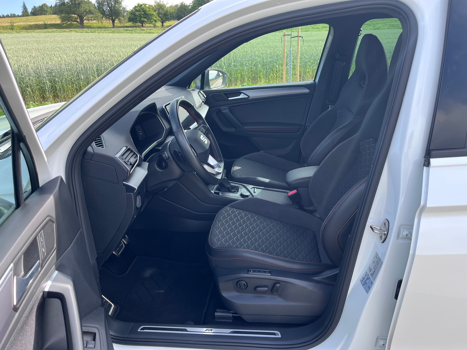 SEAT 1.4 eHybrid FR DSG-image-6