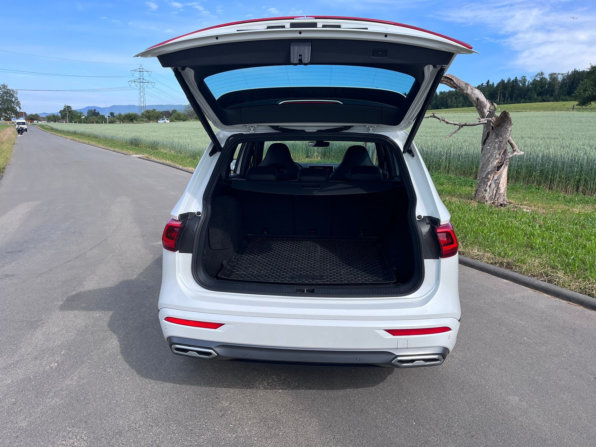SEAT 1.4 eHybrid FR DSG-image-4