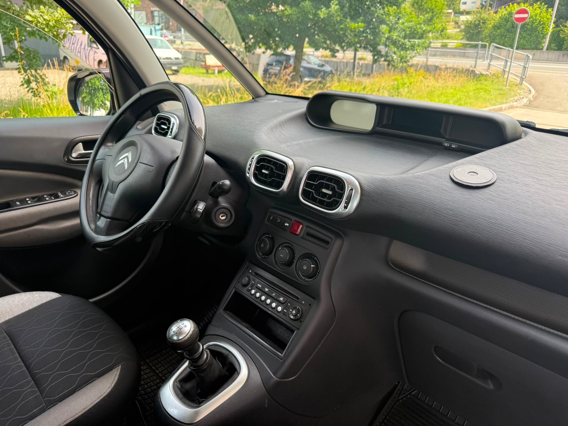 CITROEN C3 Picasso 1.6 HDi Exclusive-image-7