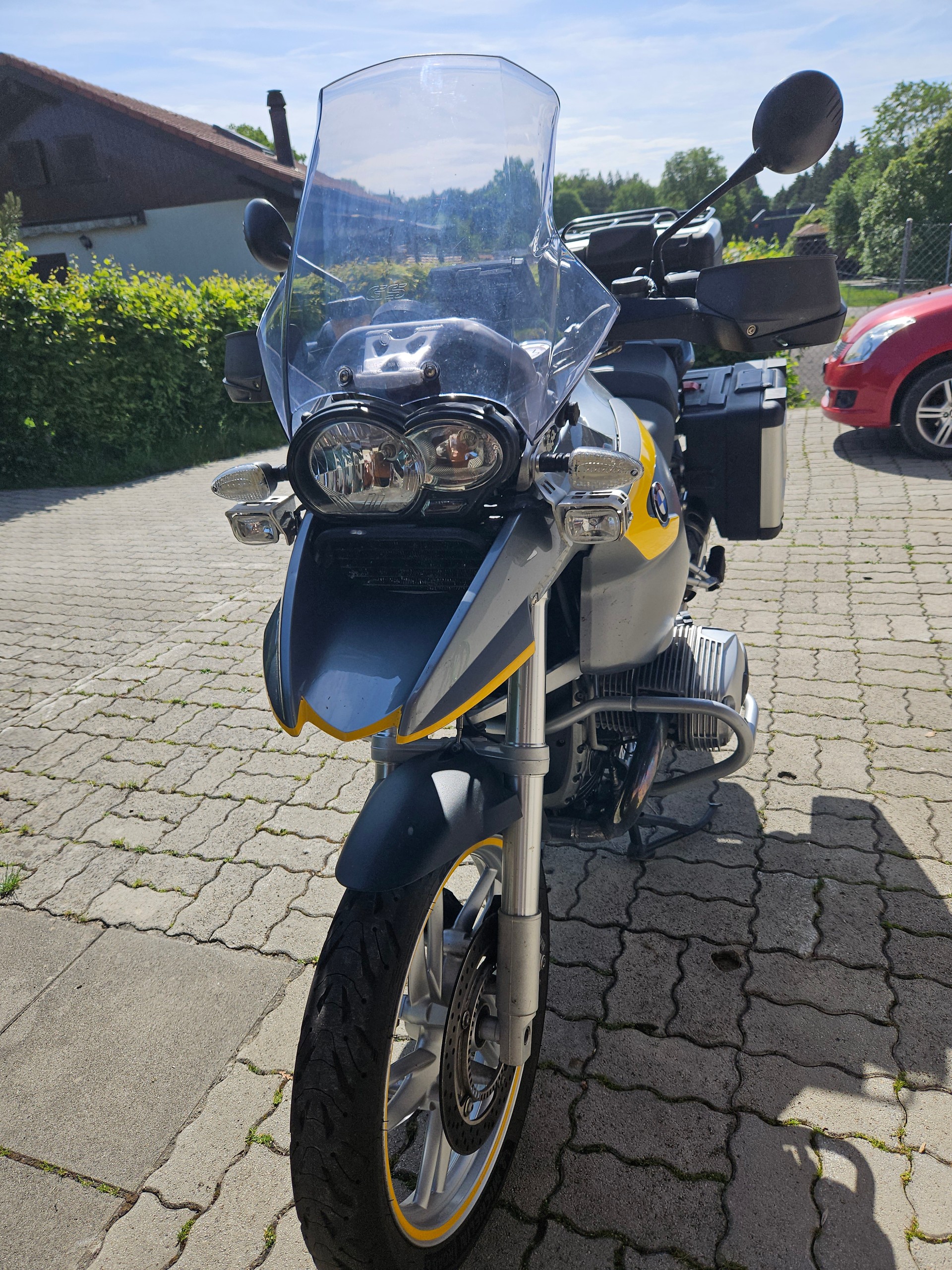BMW R 1200 GS-image-0