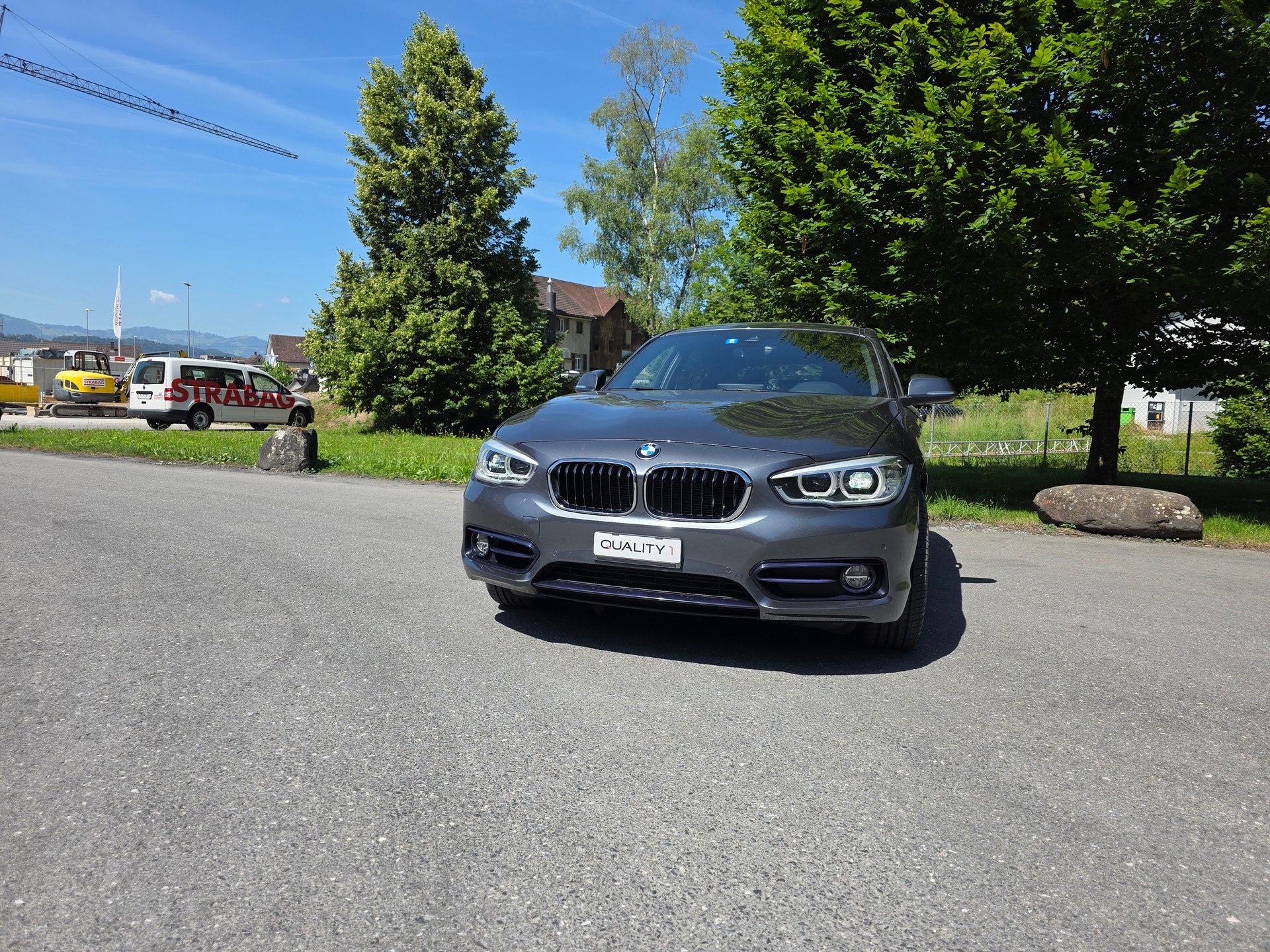 BMW 118i Sport Line Steptronic-showroom-element-2
