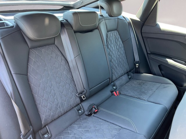 AUDI Q4 Sportback e-tron 40-image-17