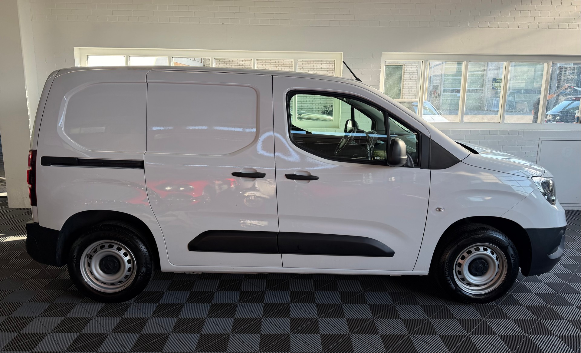 OPEL Combo Cargo 1.2 start/stop-showroom-element-1