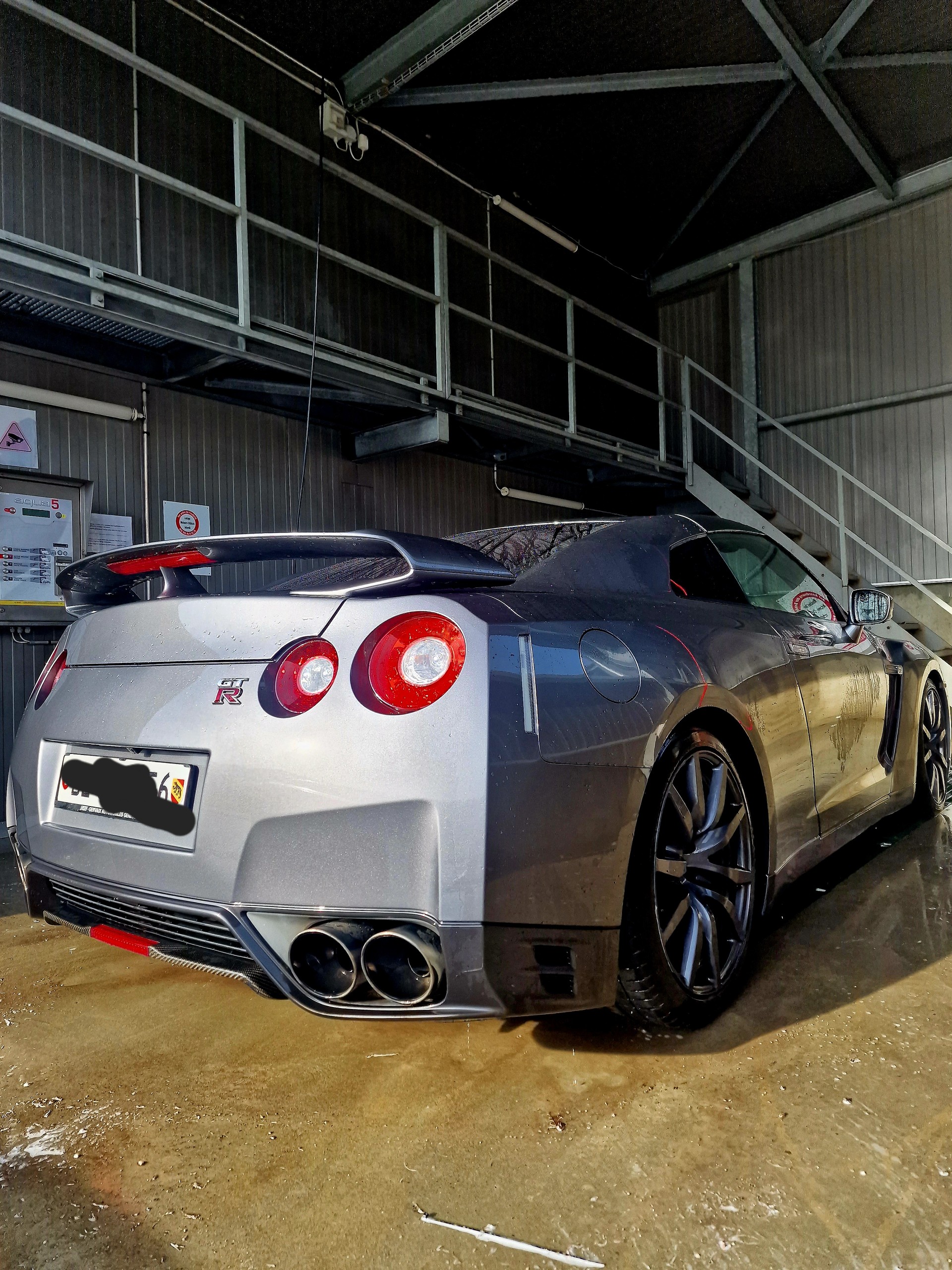 NISSAN 3.8 V6 BiT Premium Edition-image-3