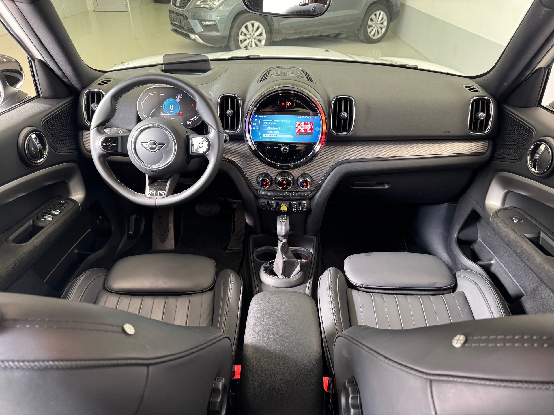 MINI Countryman Cooper SE ALL4 PHEV Steptronic ## Auto CH 🇨🇭 con gratis service-image-8