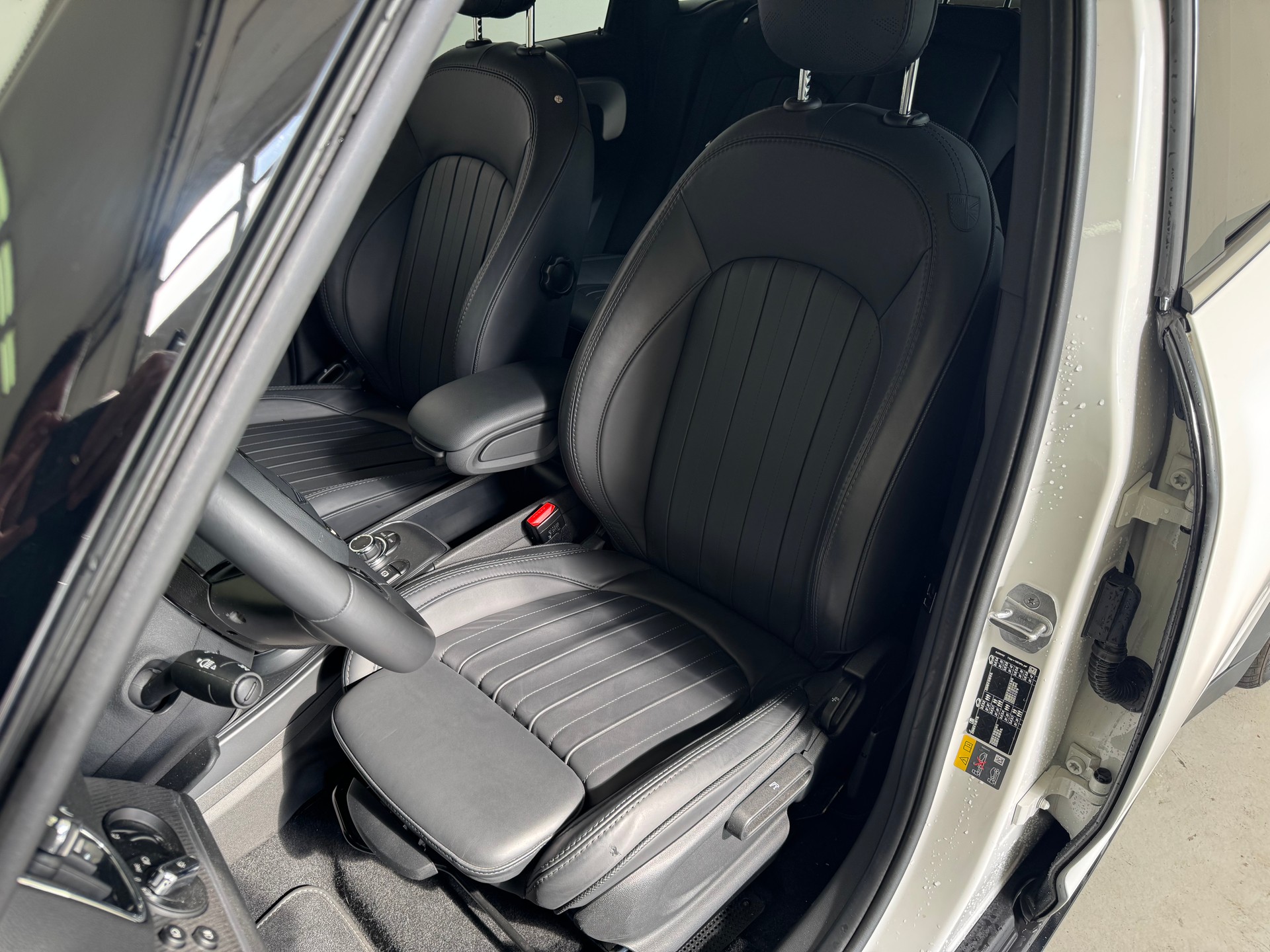 MINI Countryman Cooper SE ALL4 PHEV Steptronic ## Auto CH 🇨🇭 con gratis service-image-7