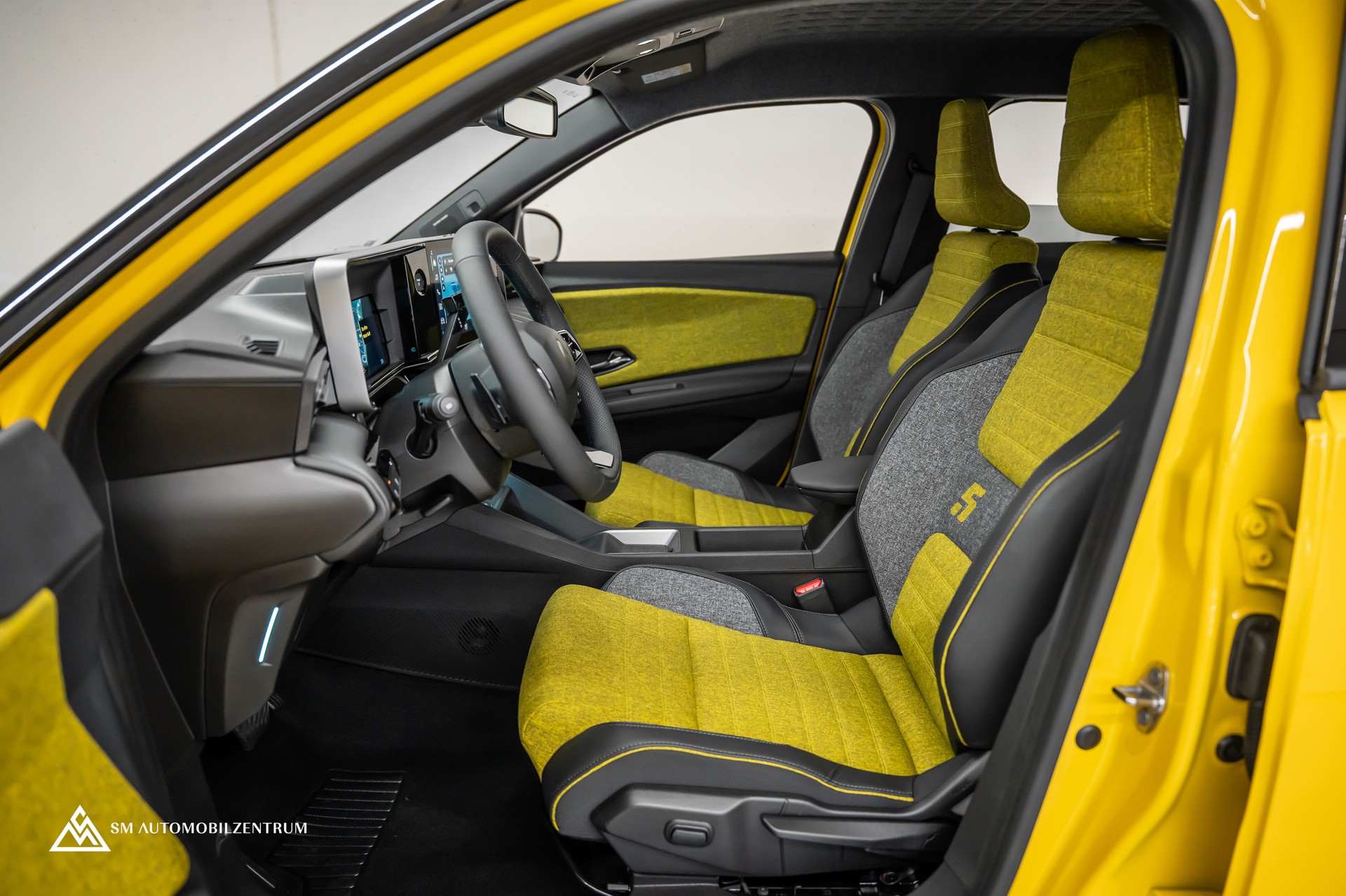 RENAULT R5 / -5 E-Tech Comfort Range 52 kWh Iconic Five / ACC / H&K / Rückfahrkamera / Safety & Advanced-image-19