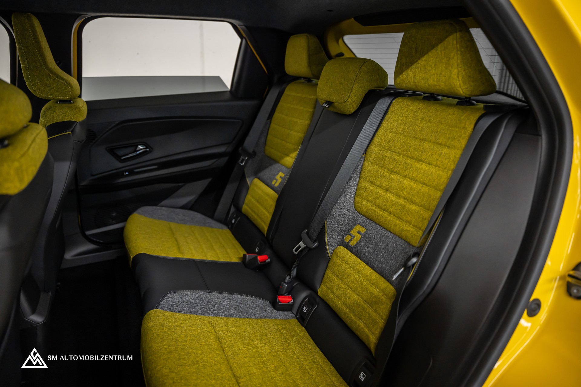 RENAULT R5 / -5 E-Tech Comfort Range 52 kWh Iconic Five / ACC / H&K / Rückfahrkamera / Safety & Advanced-image-23