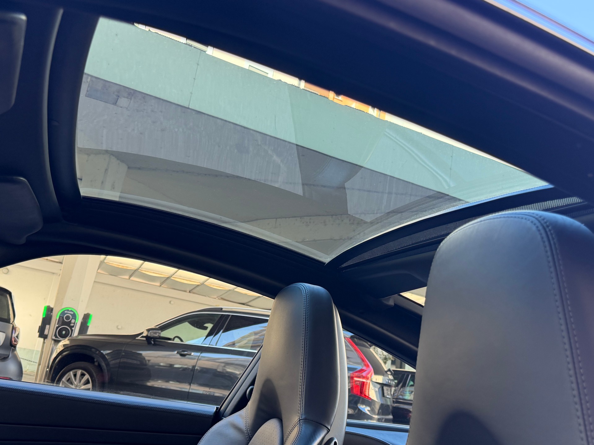 PORSCHE 911 Targa 4S-image-8