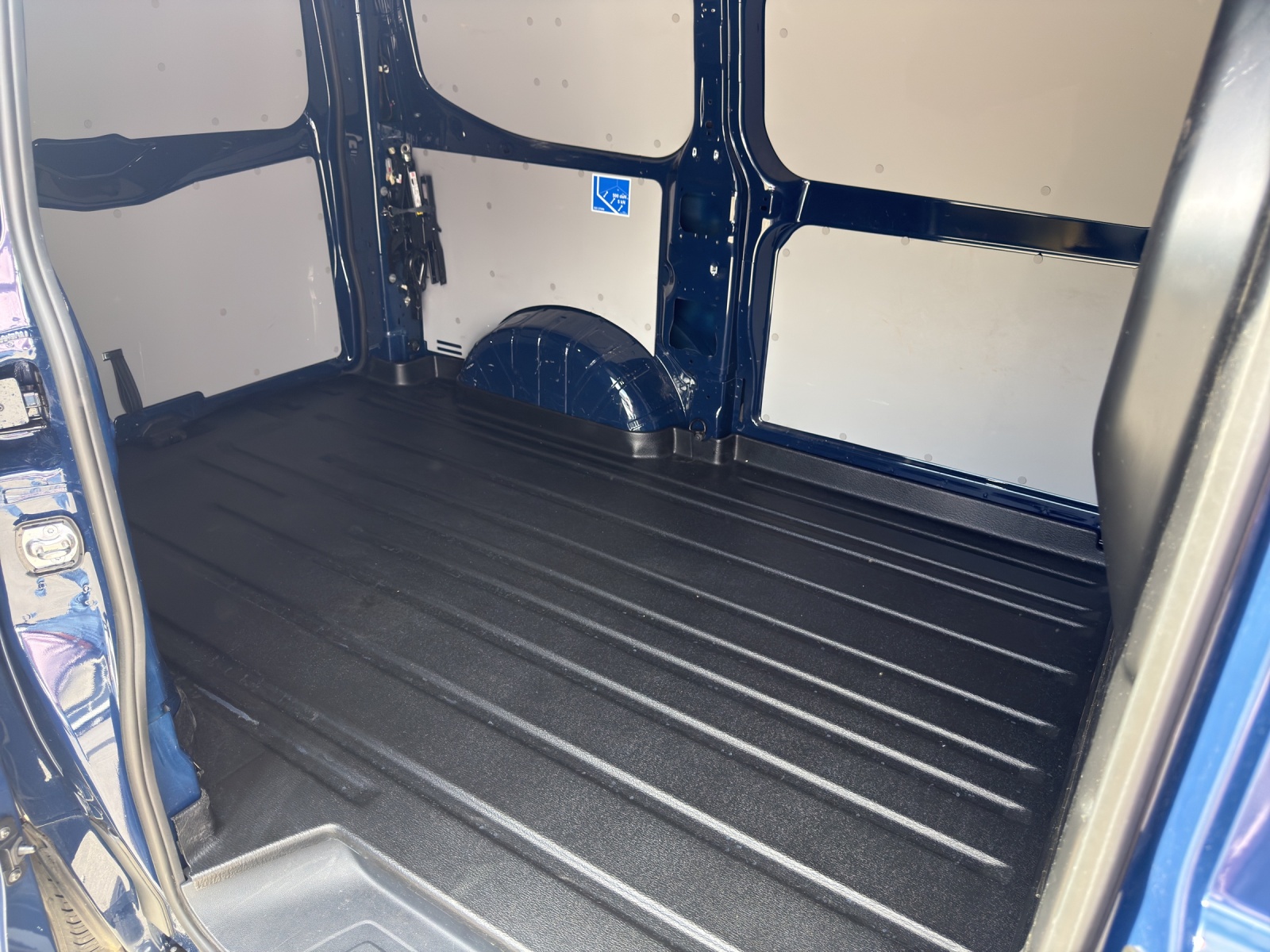 FORD Transit Custom Van 300 L1H1 Trend Automat-image-9
