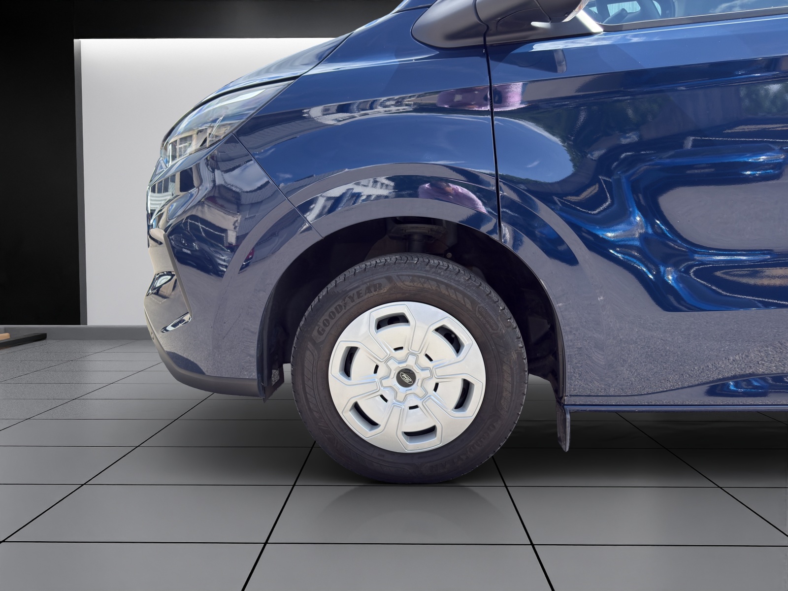 FORD Transit Custom Van 300 L1H1 Trend Automat-image-6