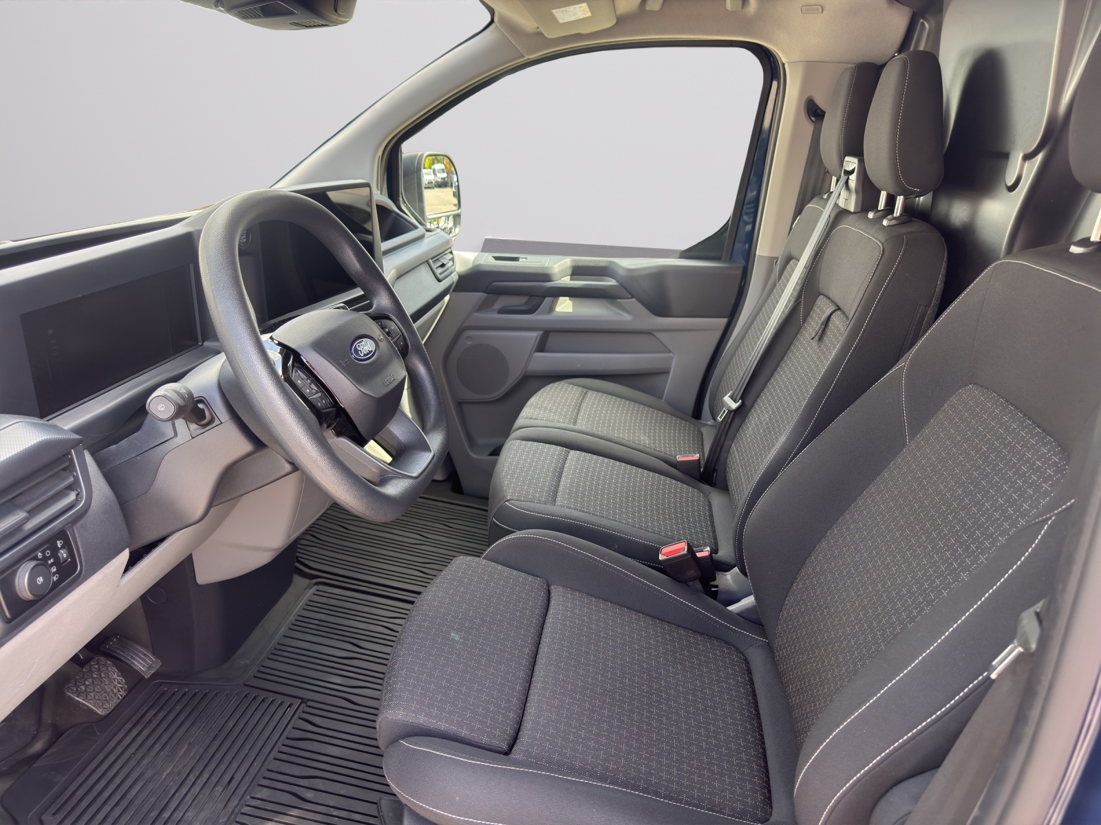 FORD Transit Custom Van 300 L1H1 Trend Automat-image-8