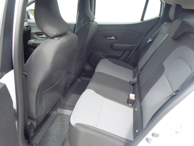 DACIA Sandero Stepway TCe 90 Extreme CVT-image-6