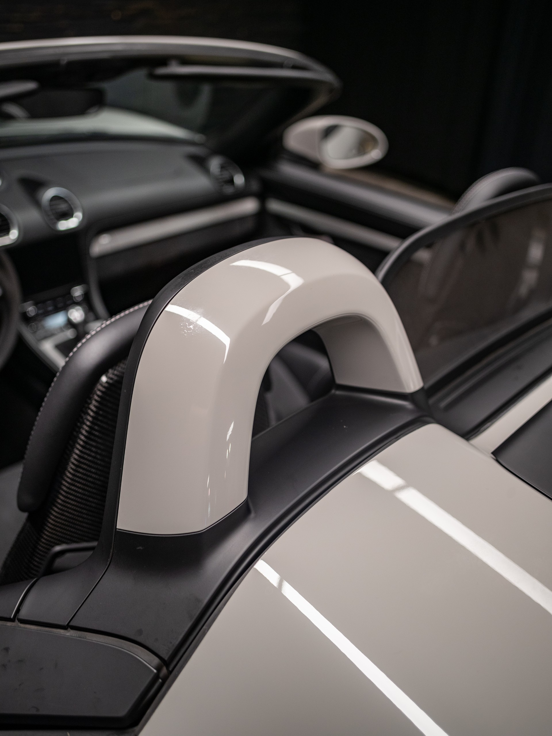 PORSCHE 718 Boxster Spyder-image-23
