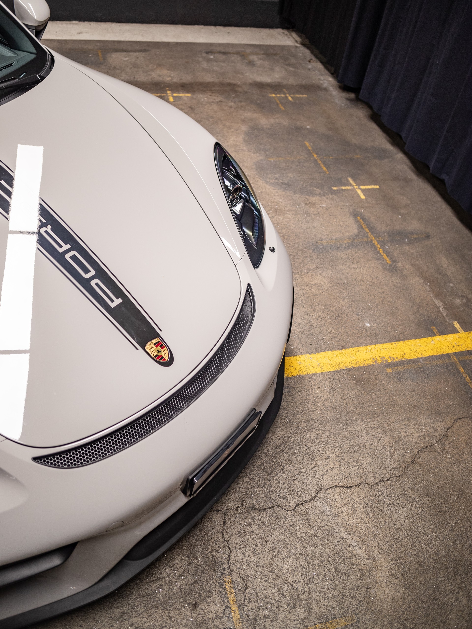 PORSCHE 718 Boxster Spyder-image-14