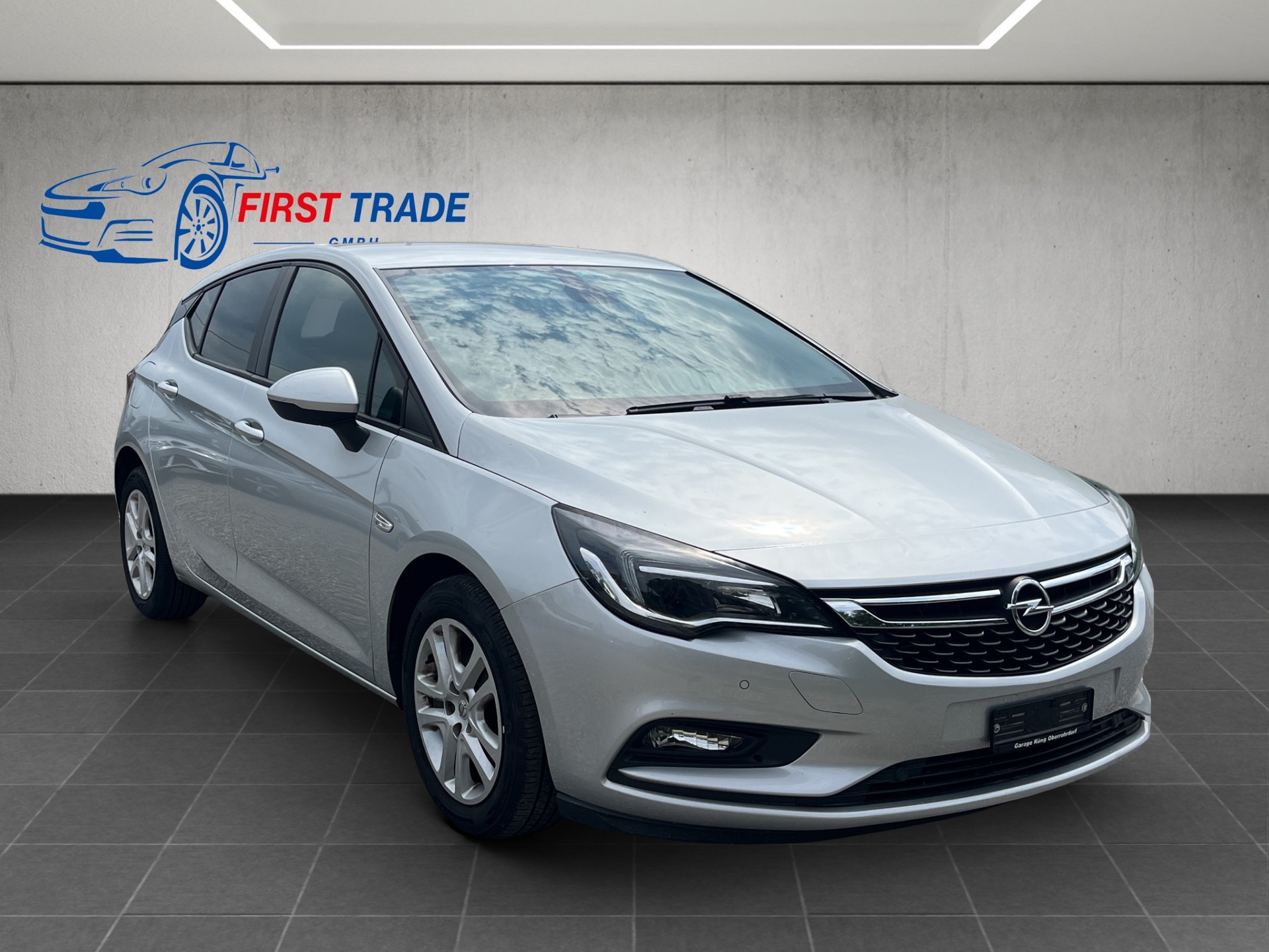 OPEL Astra 1.6 CDTi ecoF Enjoy Automatic-image-2