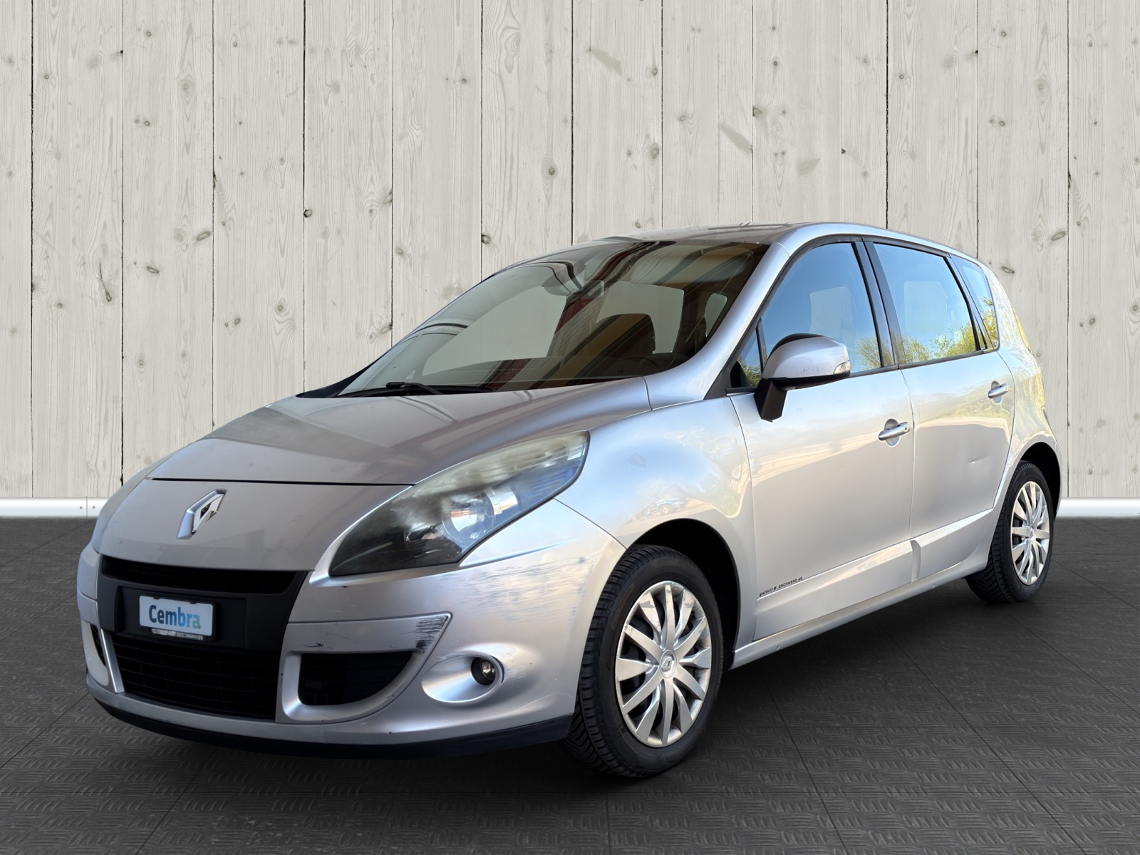 RENAULT Scénic 2.0 16V Dynamique X-Tronic CVT-image-2