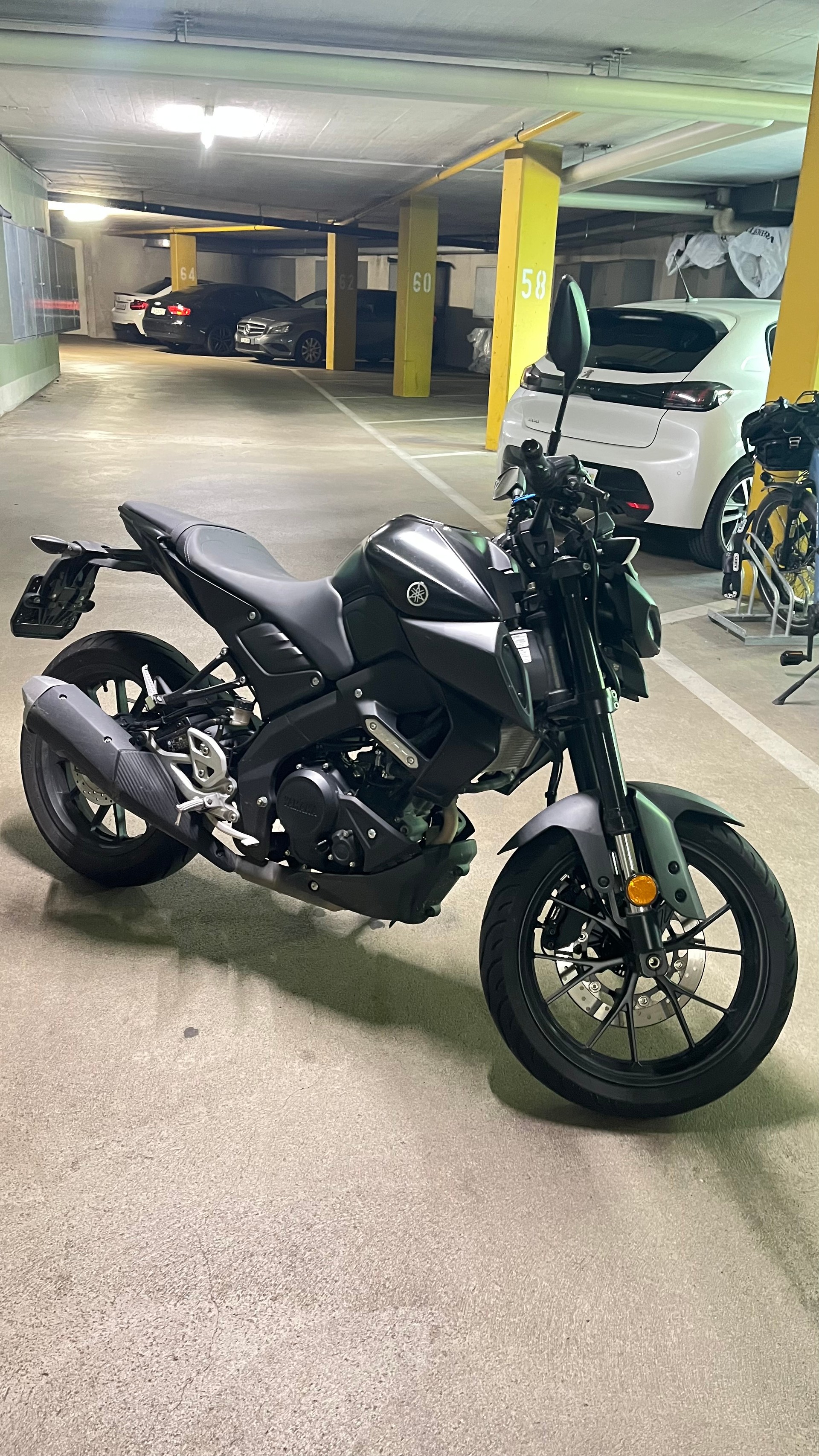 YAMAHA MT-125 ABS-image-1