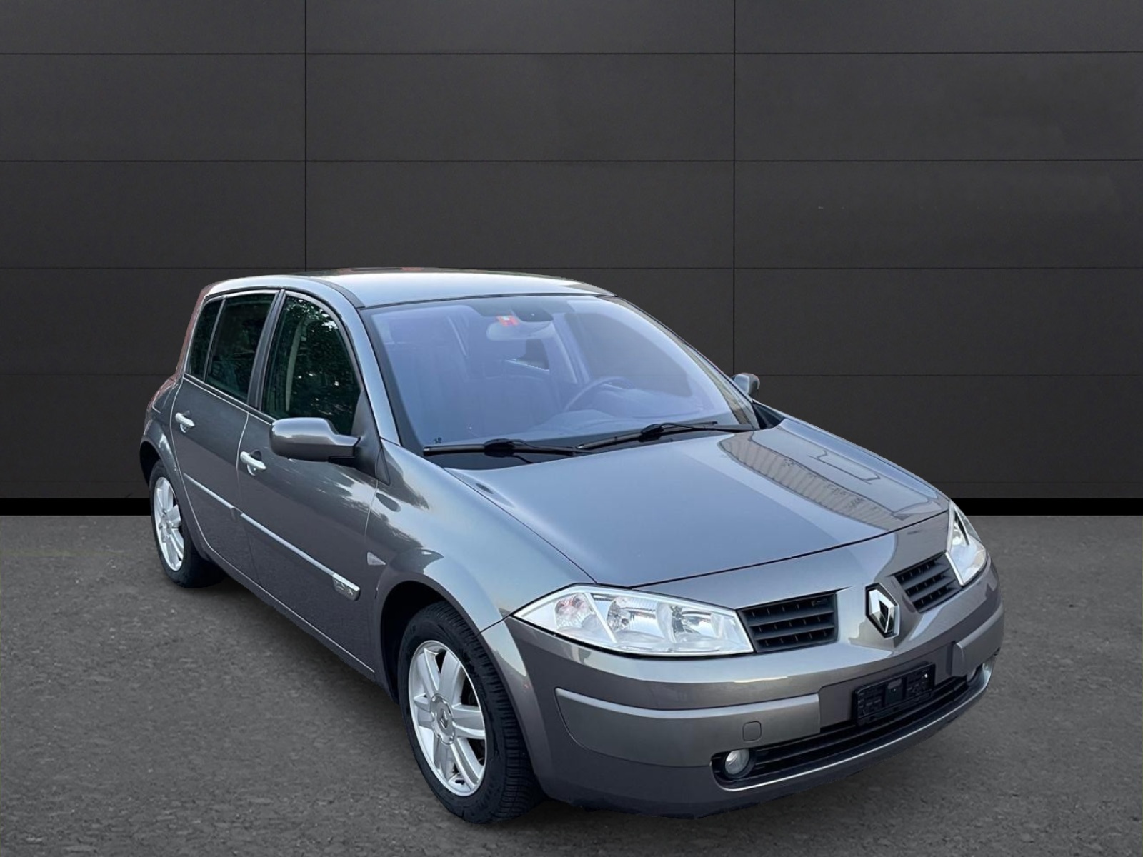 RENAULT Mégane 2.0 16V-showroom-element-2