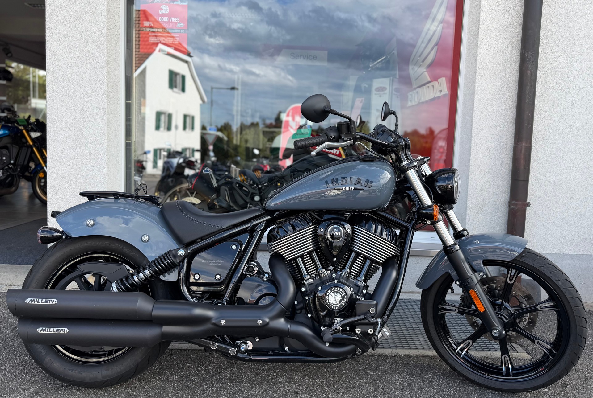 INDIAN Chief-image-0