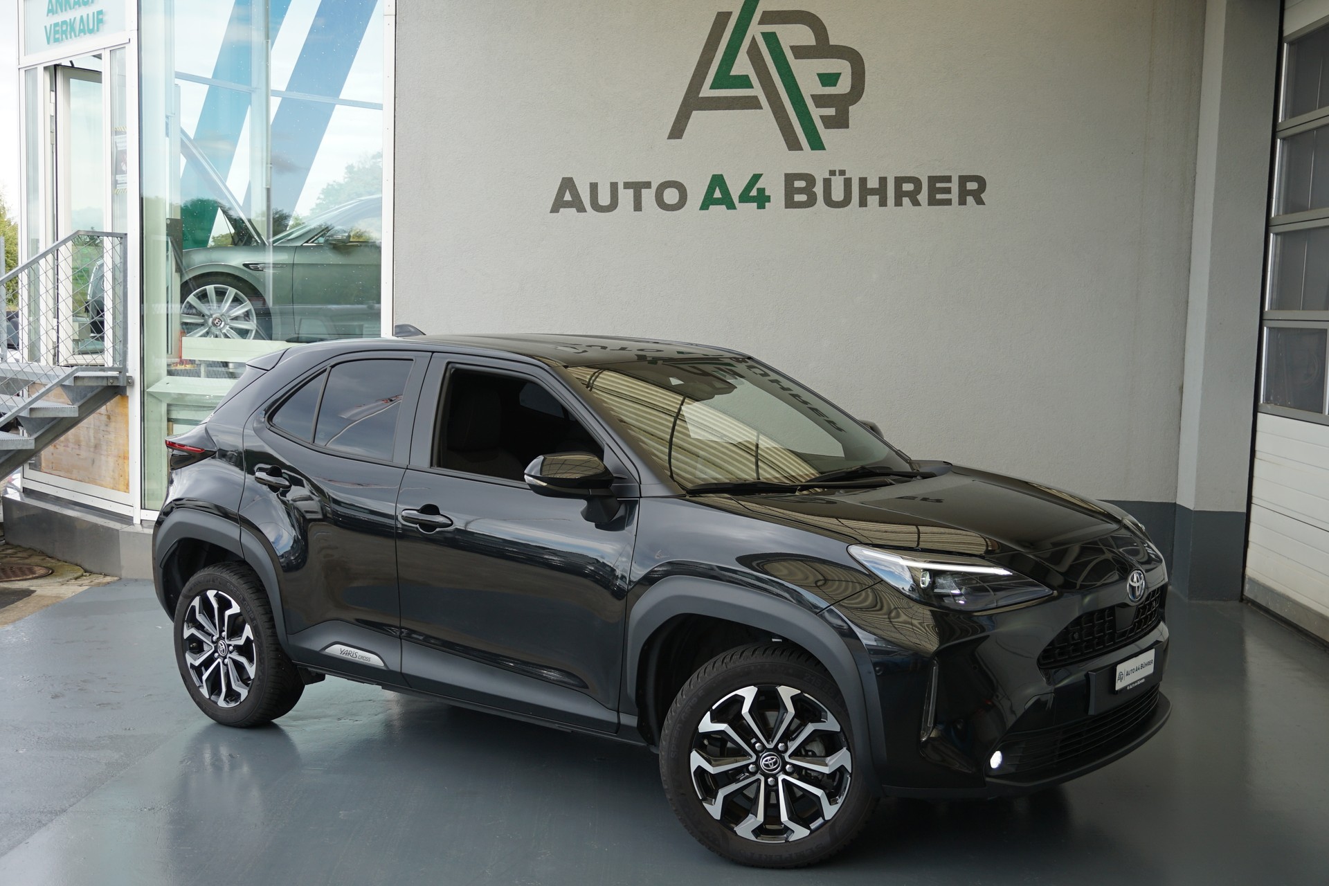 TOYOTA Yaris Cross 1.5 Trend AWD Automat Hybrid 116PS-showroom-element-1