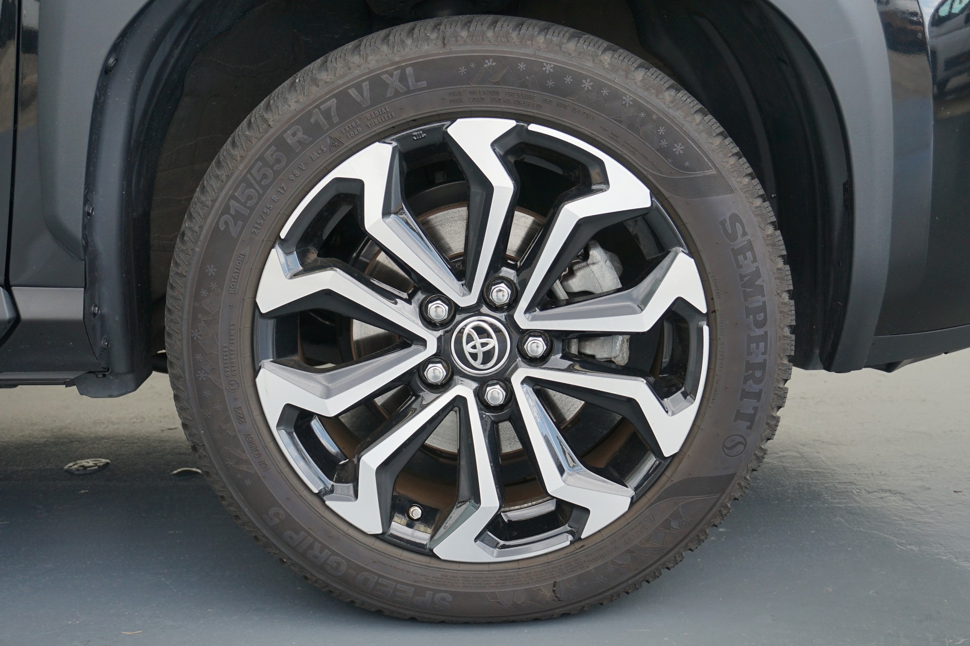 TOYOTA Yaris Cross 1.5 Trend AWD Automat Hybrid 116PS mit Werkgarantie bis Januar 2034 oder 185`000km-image-12