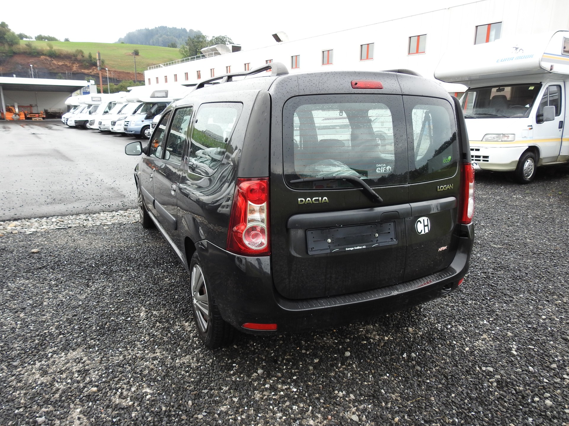 DACIA Logan 1.6 16V E85 Blackline-image-4