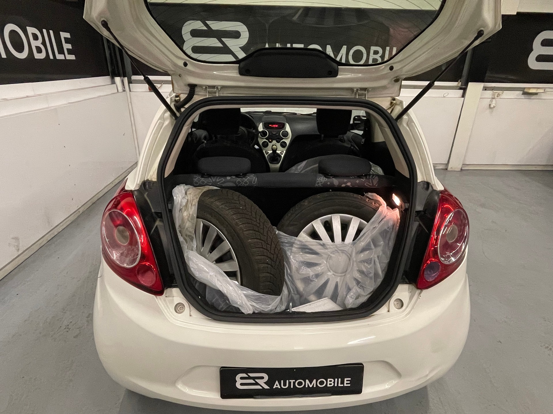 FORD KA 1.25. Grand Prix-image-6