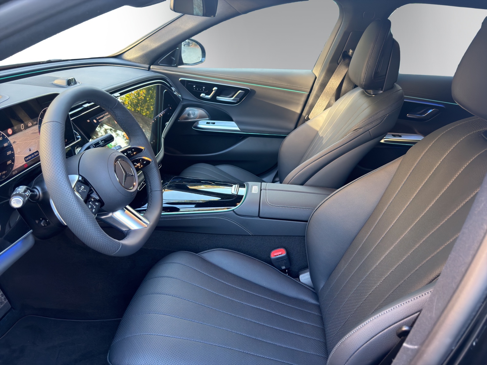 MERCEDES-BENZ E 220 d T 4Matic 9G-Tronic-image-8