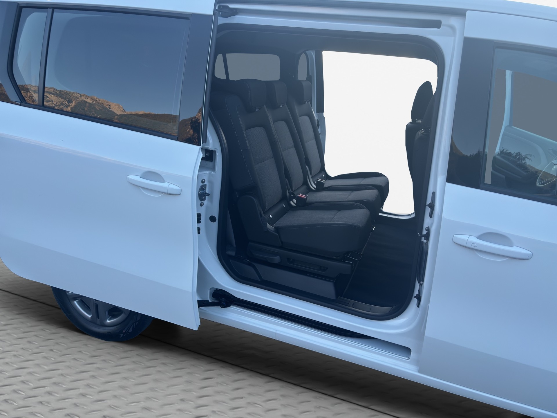 MERCEDES-BENZ Citan 113 Pro Lang Aut.-image-13